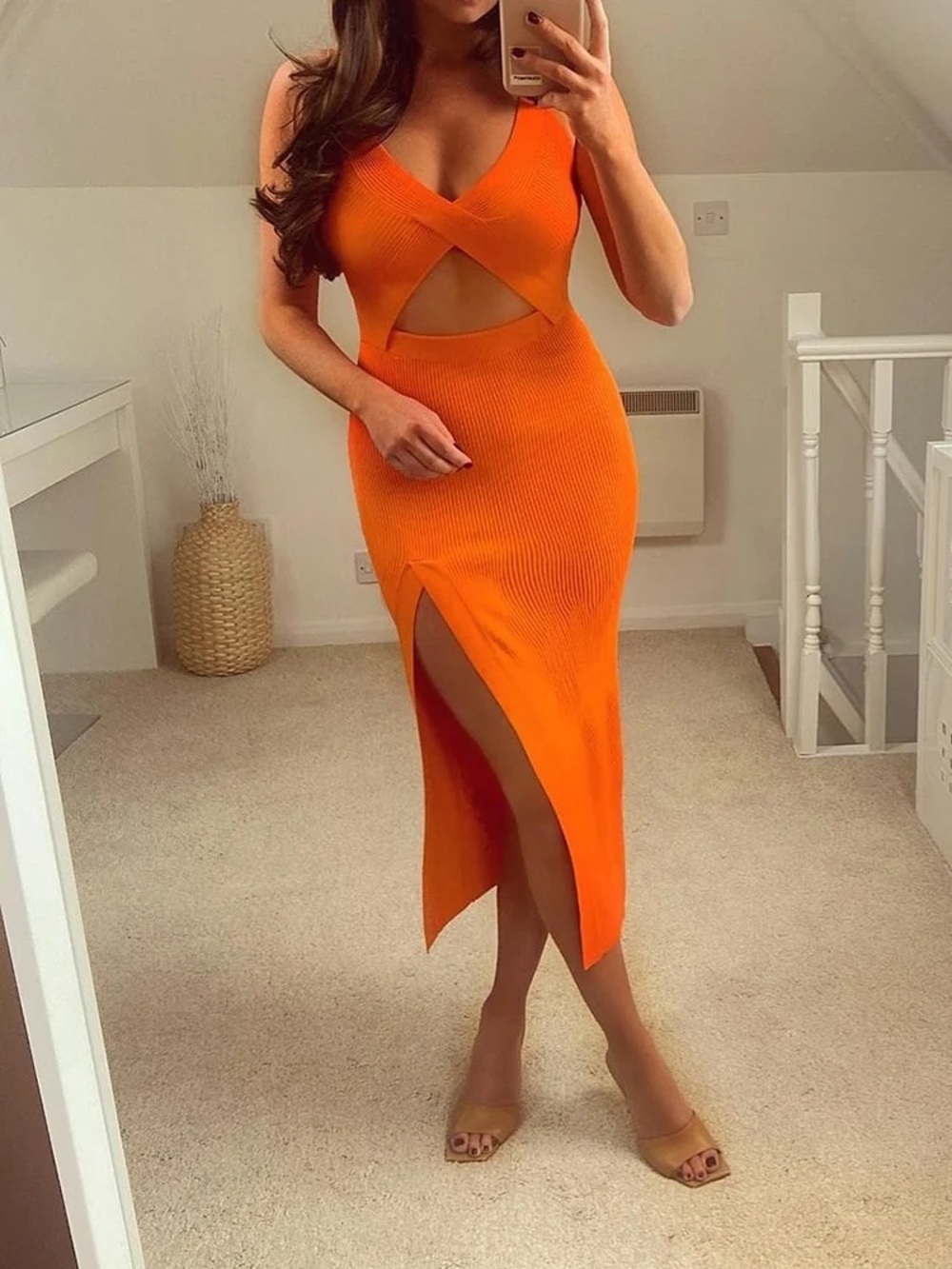 NWT Zara Limited Edition Cut-Out Ribbed Knit Dress in orange size m